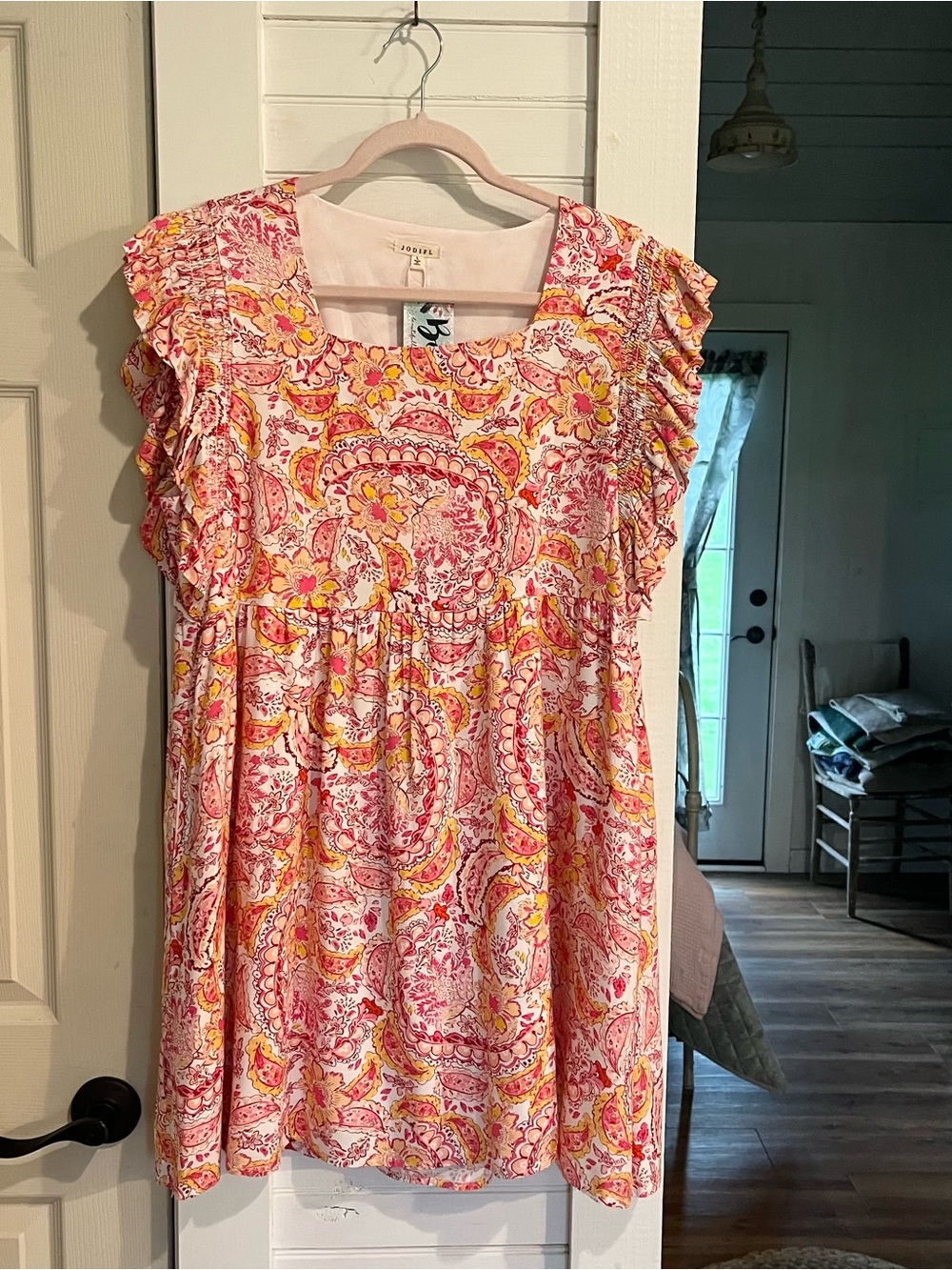 Women’s Pink Paisley Ruffle-Sleeve Dress